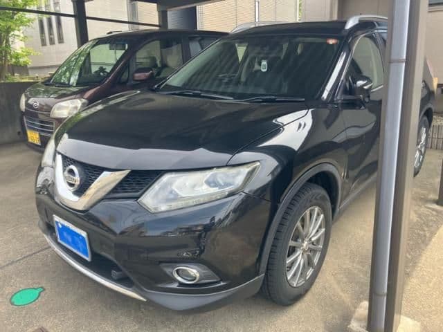 NISSAN