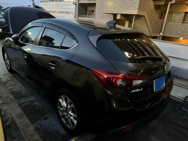 Car thumbnail 3