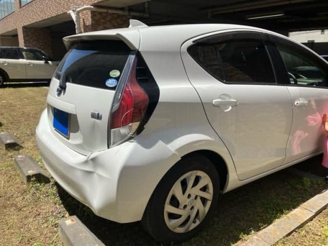Car thumbnail 4