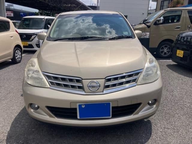 NISSAN