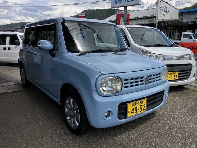 Car image 1