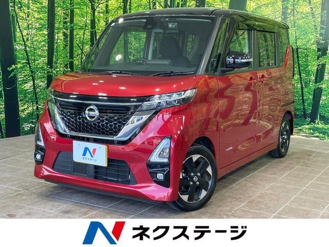 NISSAN