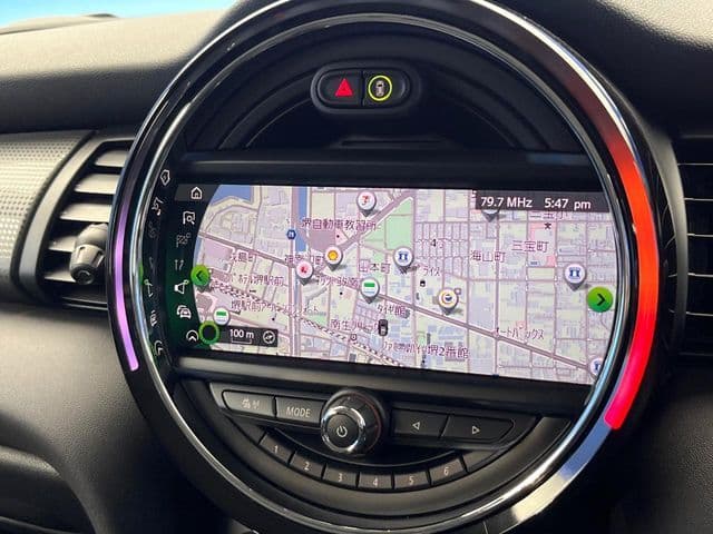 Car thumbnail 4