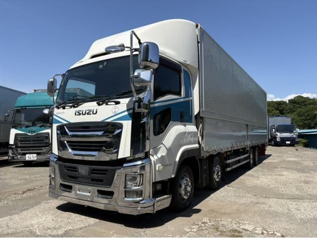ISUZU