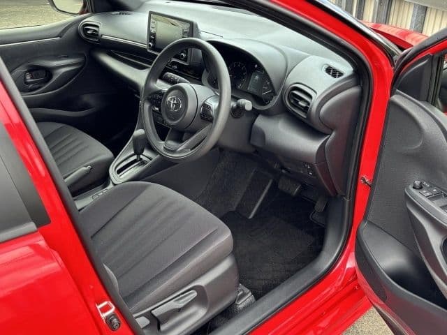 Car thumbnail 4