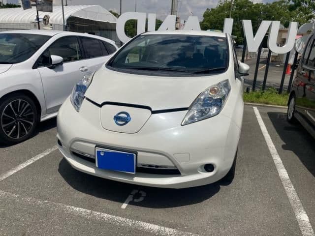NISSAN