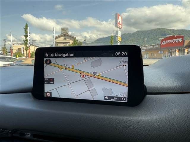 Car thumbnail 3