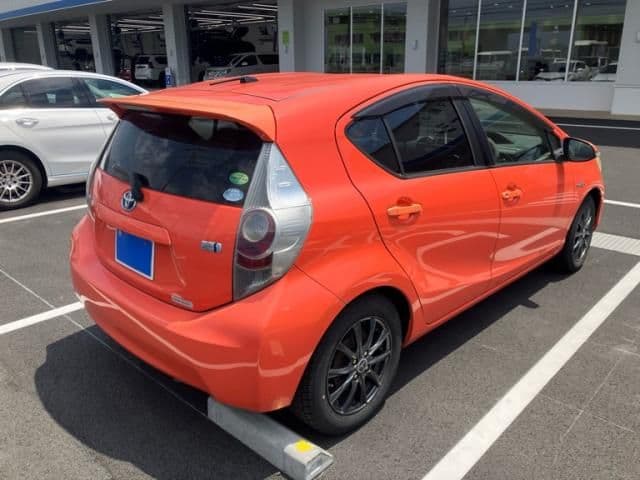 Car thumbnail 4