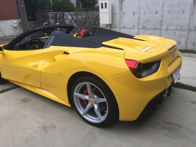 Car thumbnail 3