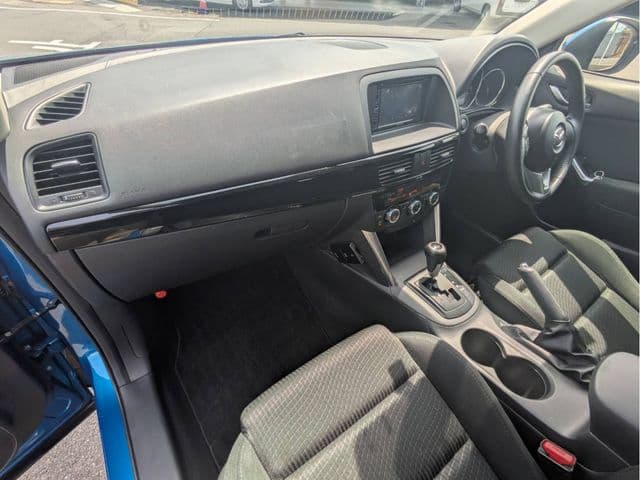 Car thumbnail 3