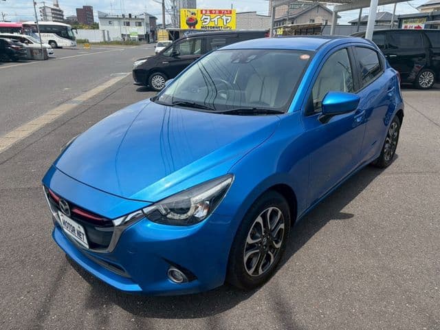 Car image 1