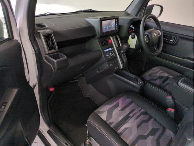 Car thumbnail 3