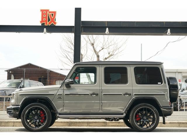 Car thumbnail 4