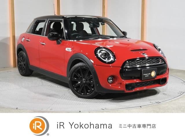 Car image 1