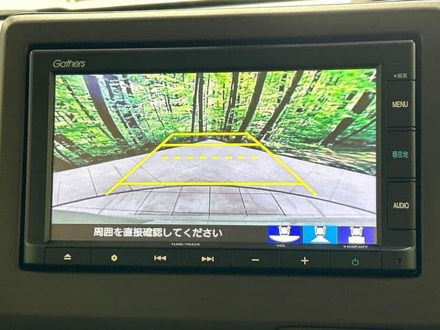 Car thumbnail 4