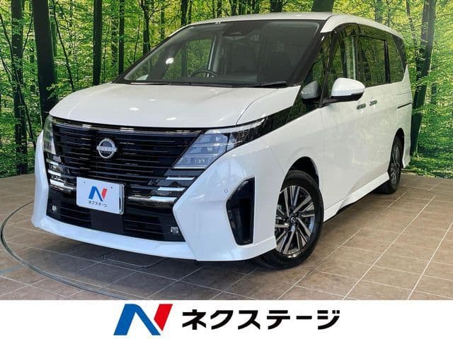 NISSAN