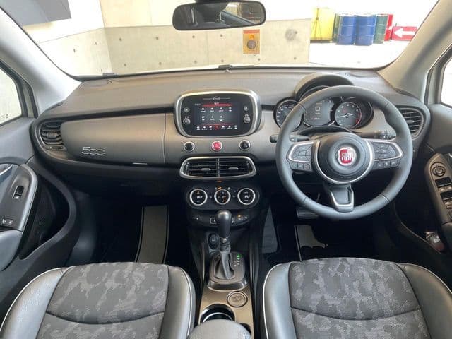 Car thumbnail 2