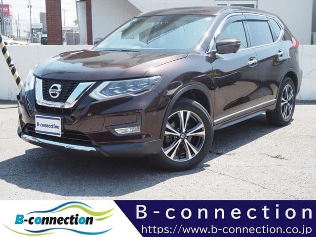 NISSAN