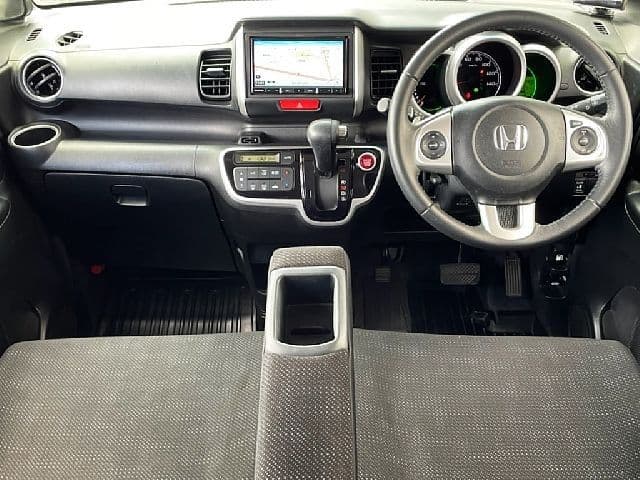 Car thumbnail 2