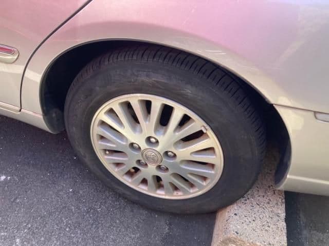 Car thumbnail 4