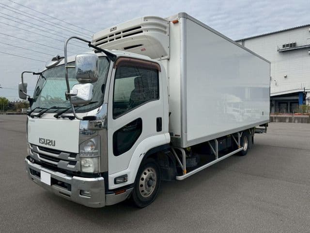 ISUZU