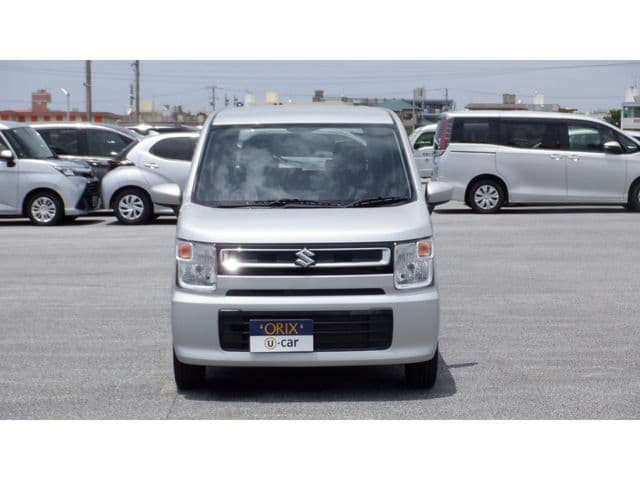 Car thumbnail 4