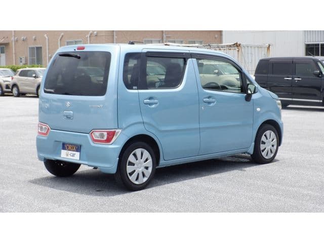 Car thumbnail 3