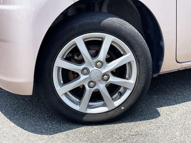 Car thumbnail 4