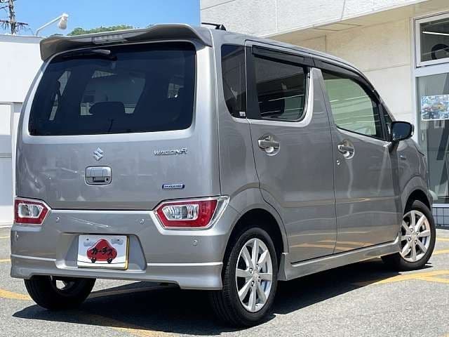 Car thumbnail 3