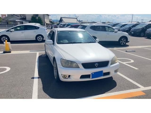 Car image 1