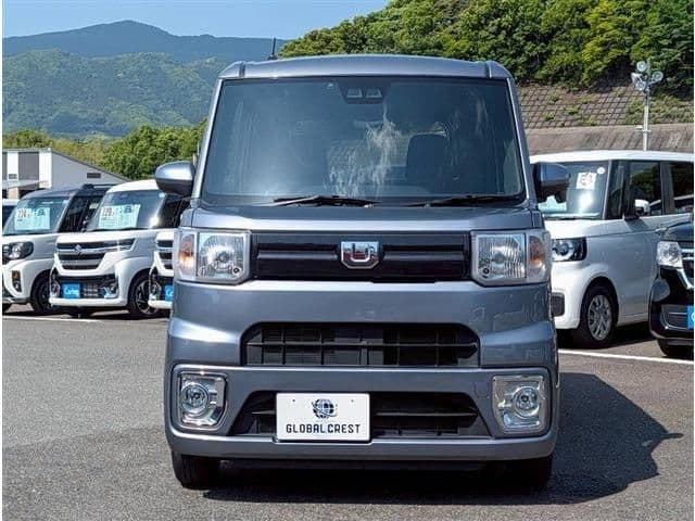 Car thumbnail 4