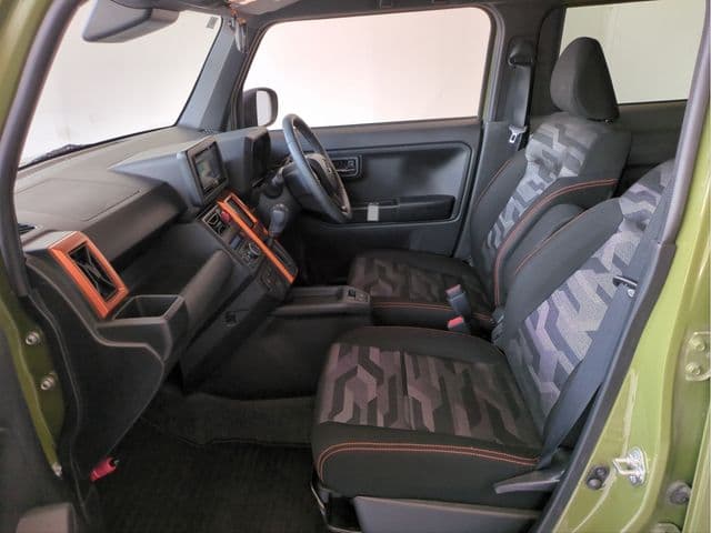 Car thumbnail 4