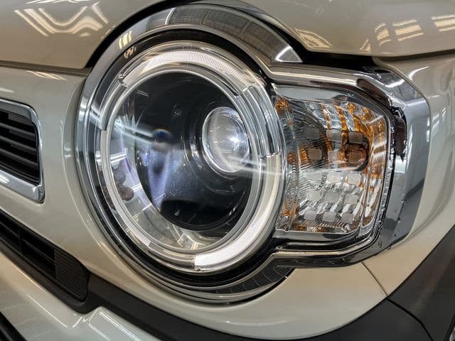 Car thumbnail 4