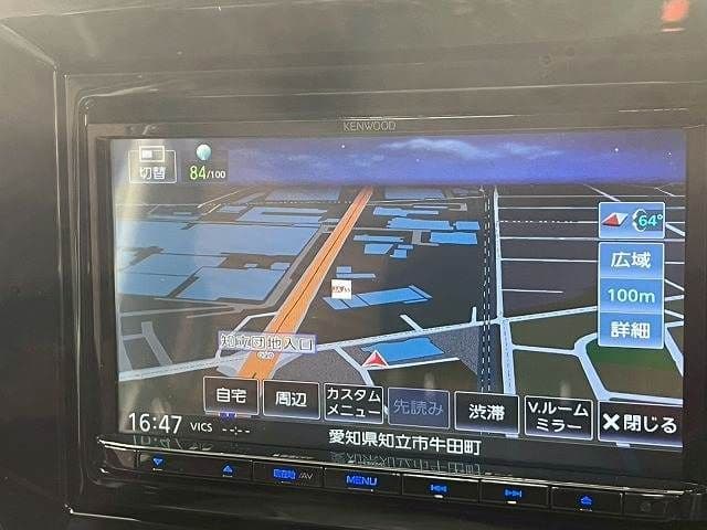 Car thumbnail 3