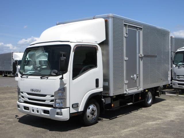 ISUZU
