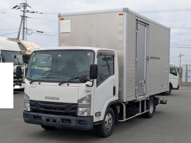 ISUZU