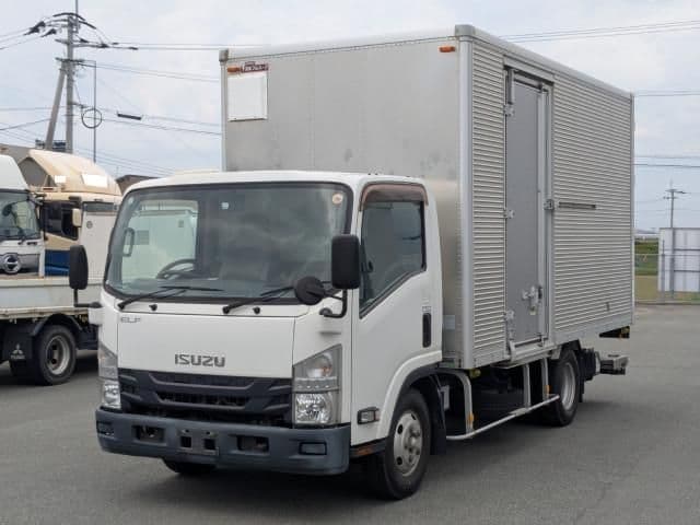 ISUZU