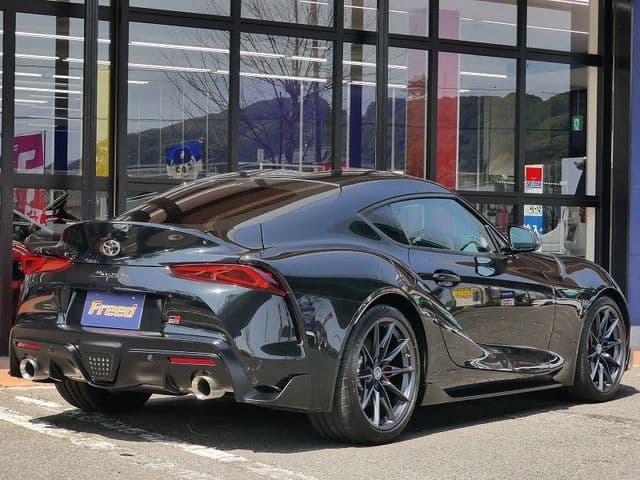 Car thumbnail 2