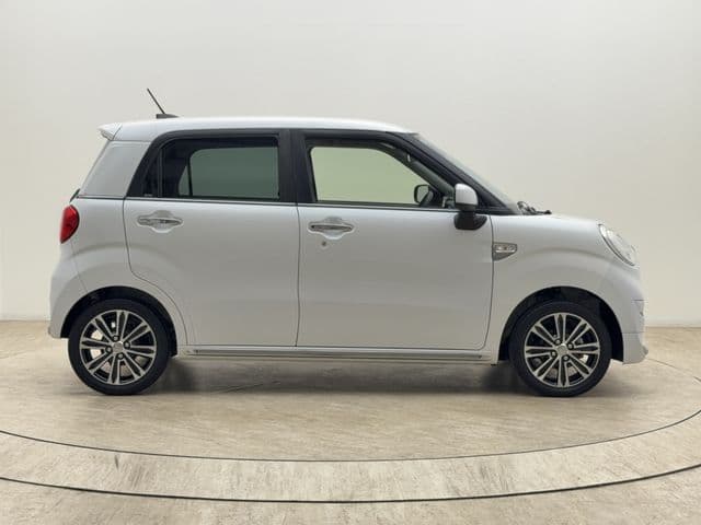Car thumbnail 4
