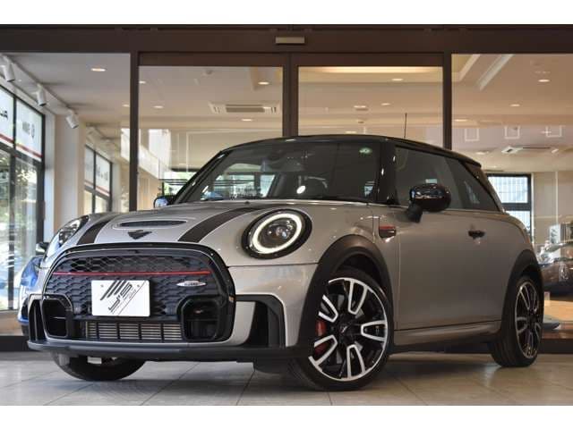 Car thumbnail 3