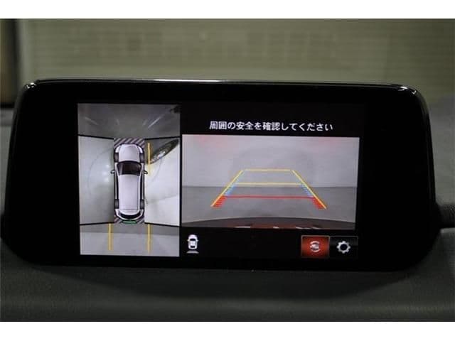 Car thumbnail 3