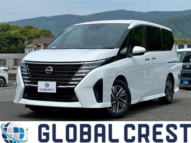 NISSAN