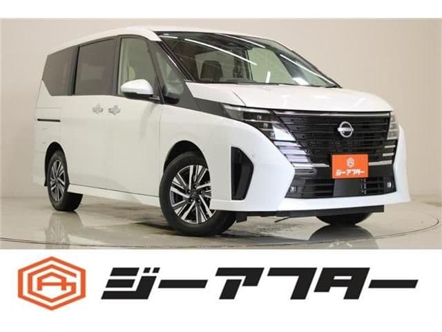 NISSAN