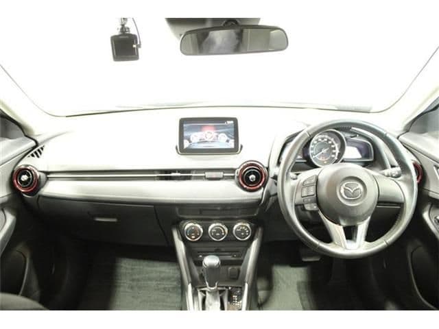 Car thumbnail 4