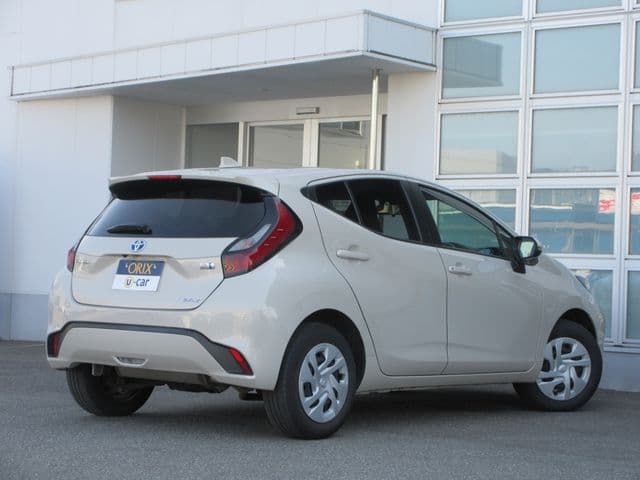 Car thumbnail 3