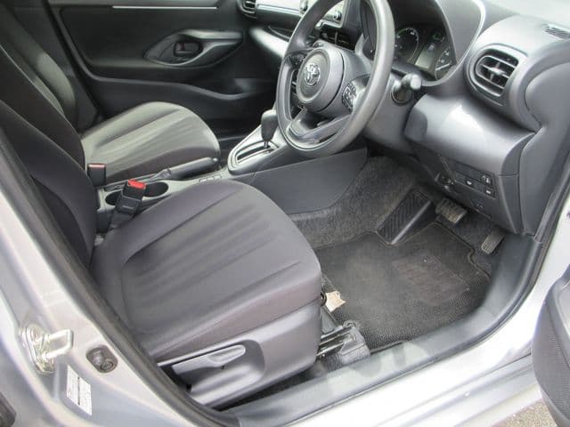 Car thumbnail 4