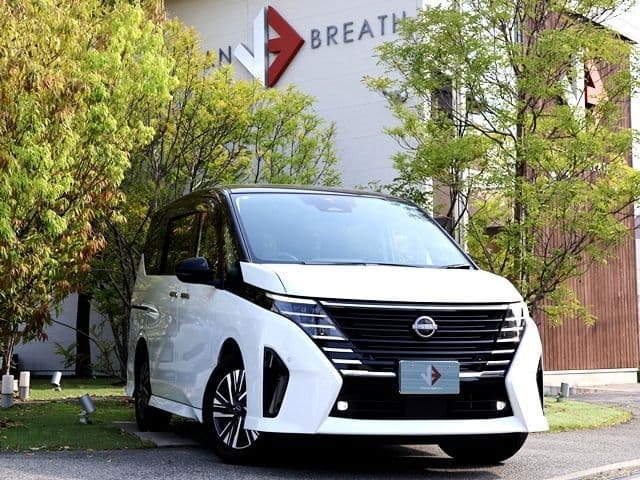 NISSAN