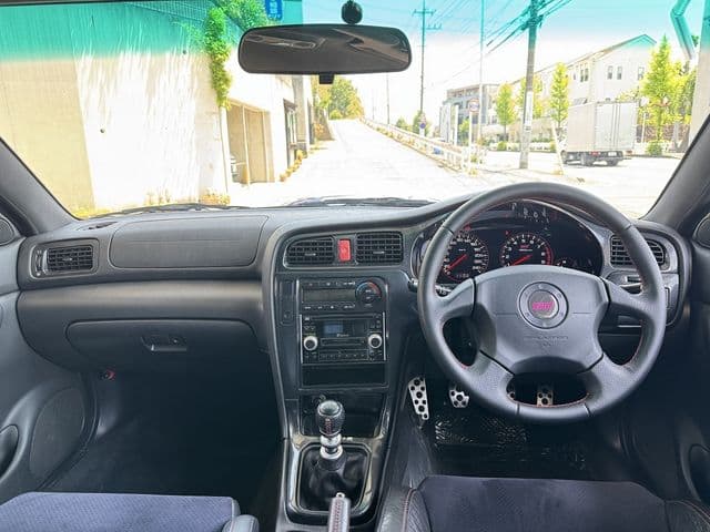 Car thumbnail 3