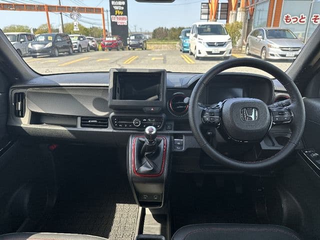 Car thumbnail 4