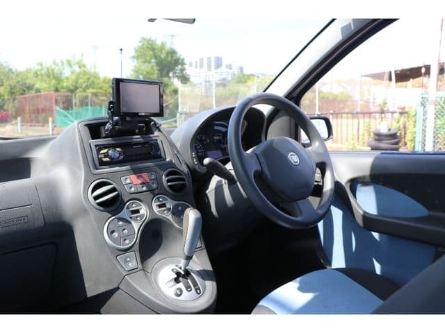 Car thumbnail 2
